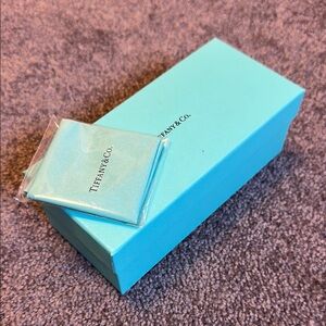 Empty sunglasses Tiffany & Co. Blue Box with dust cloth